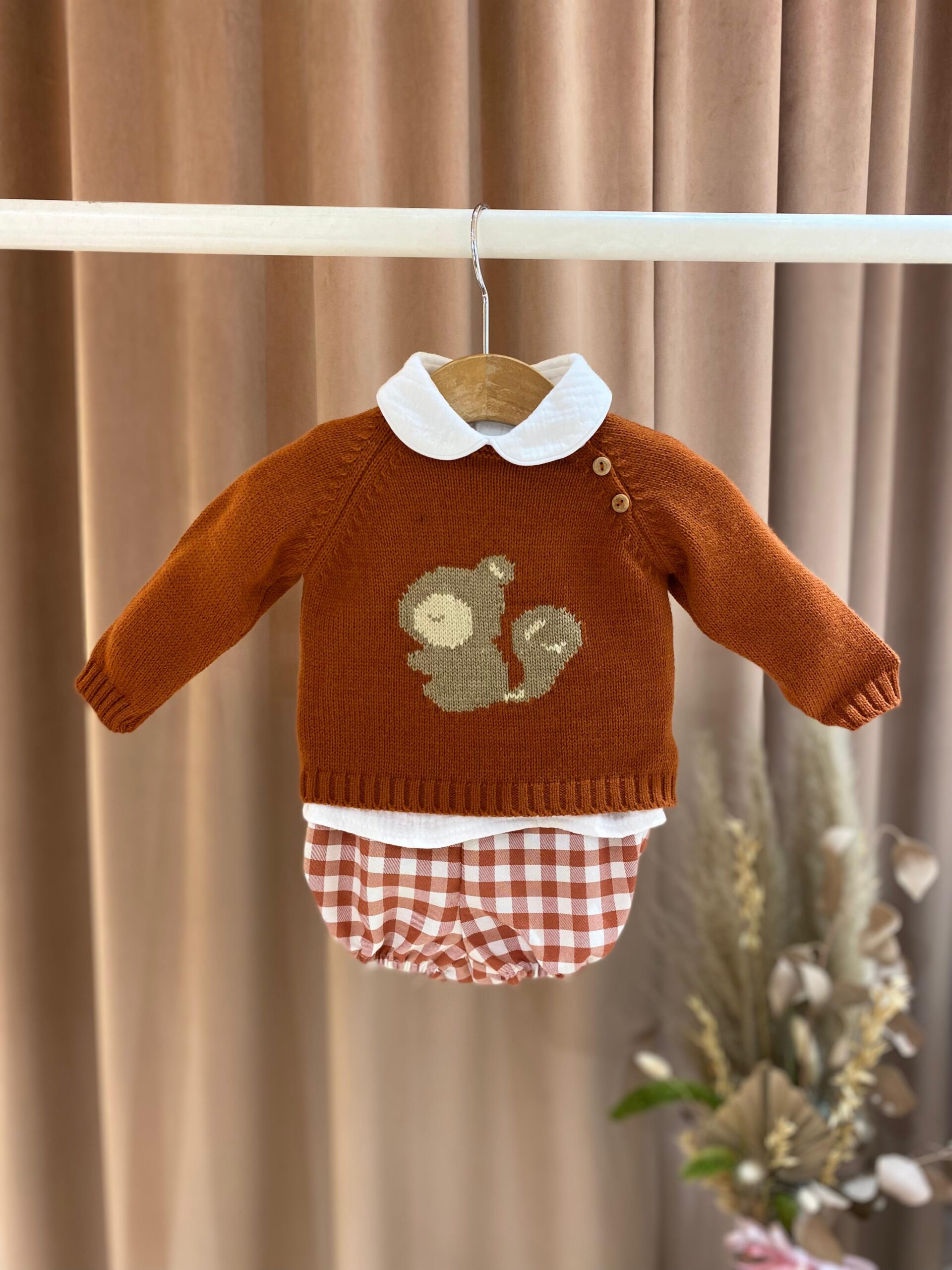 Camisola, camisa e tapa fraldas Yoedu