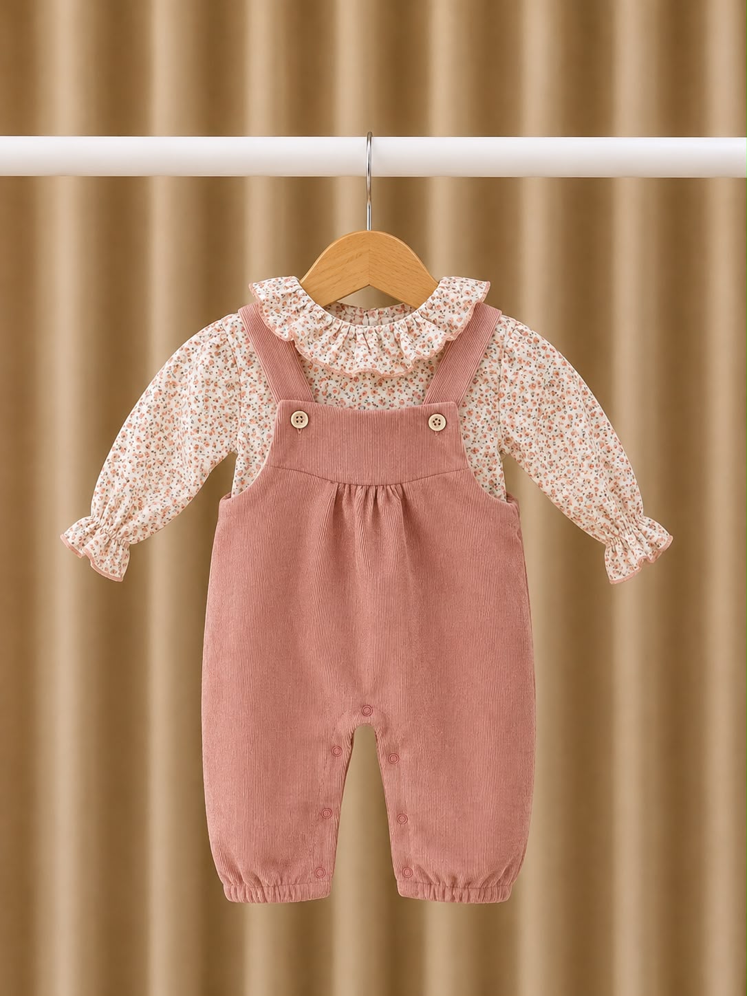 Conjunto camisa e jardineira Babi